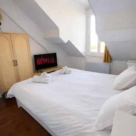Cosy Vue Sur Le Chateau- Gare Rer A A 1 Min * Saint-Germain-en-Laye